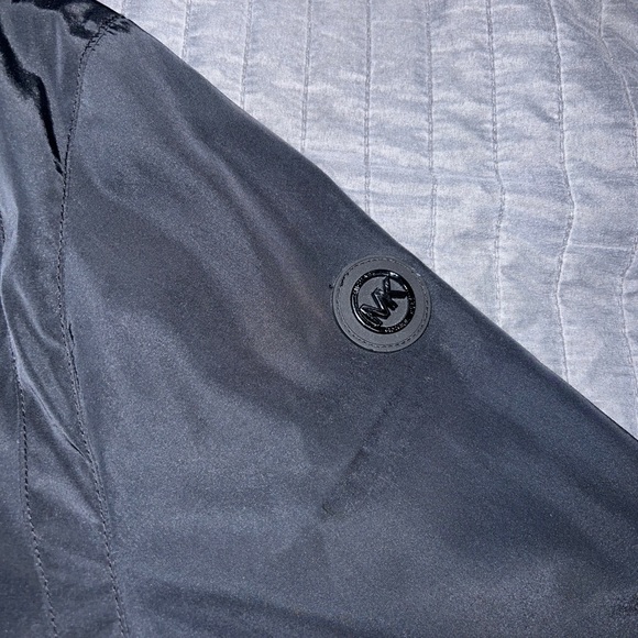 Michael Kors wind breaker/rain jacket - Picture 4 of 4
